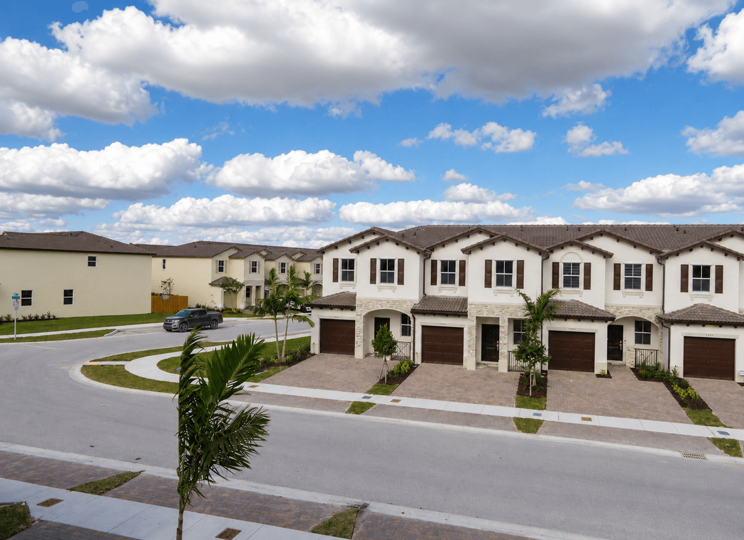 2514 SE 29 st 1 of 8