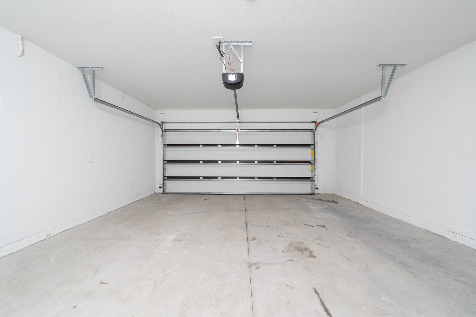 4816 Edensbridge Ln 27 of 38