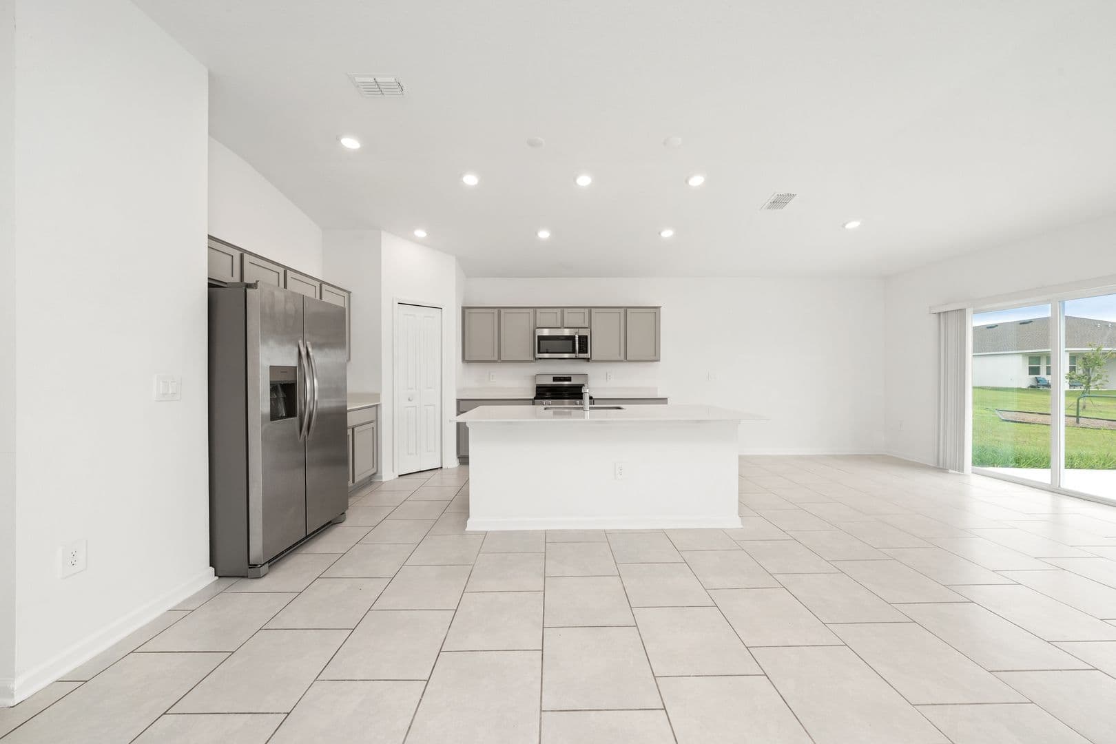 4816 Edensbridge Ln 6 of 38