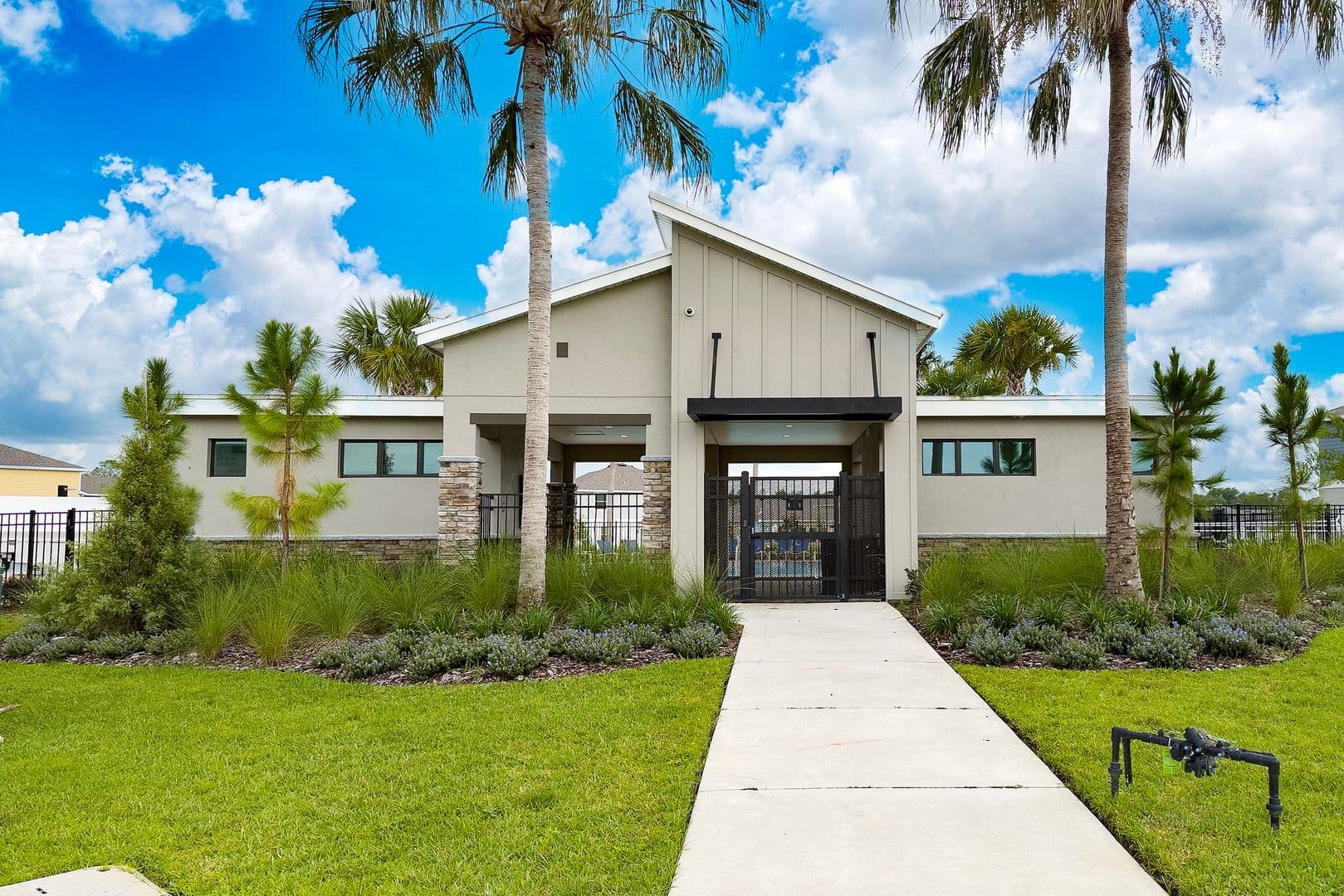 4816 Edensbridge Ln 32 of 38
