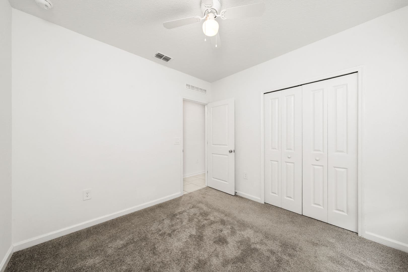 4816 Edensbridge Ln 16 of 38