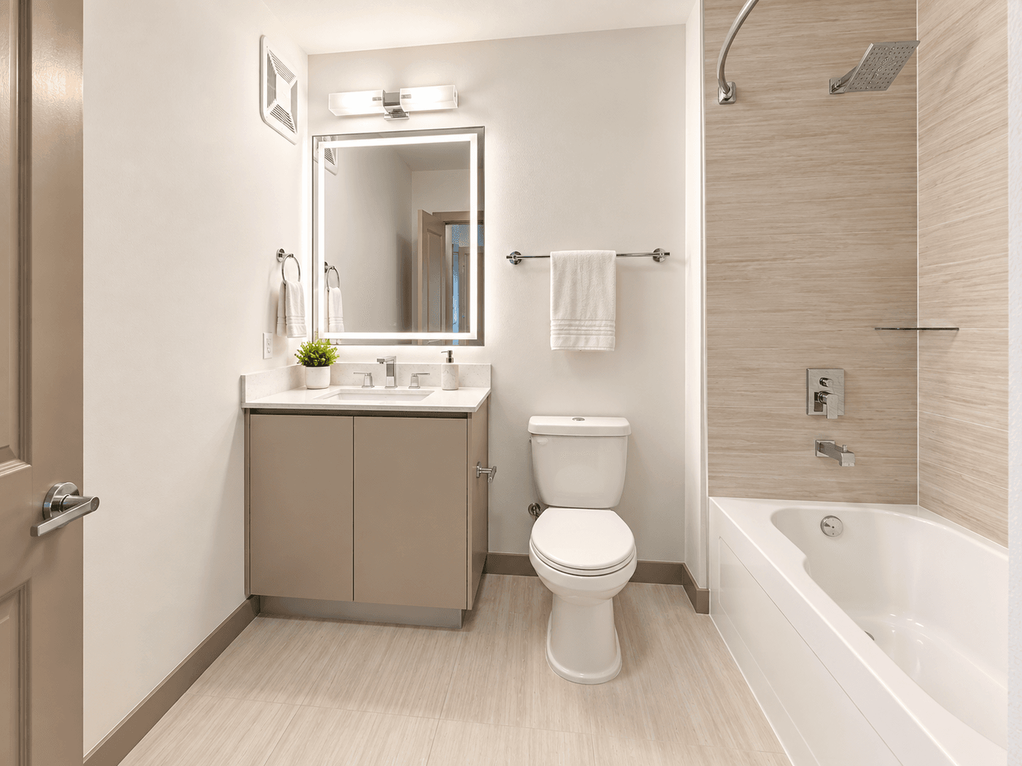 5563 Millenia Park Blvd unit 504 22 of 39