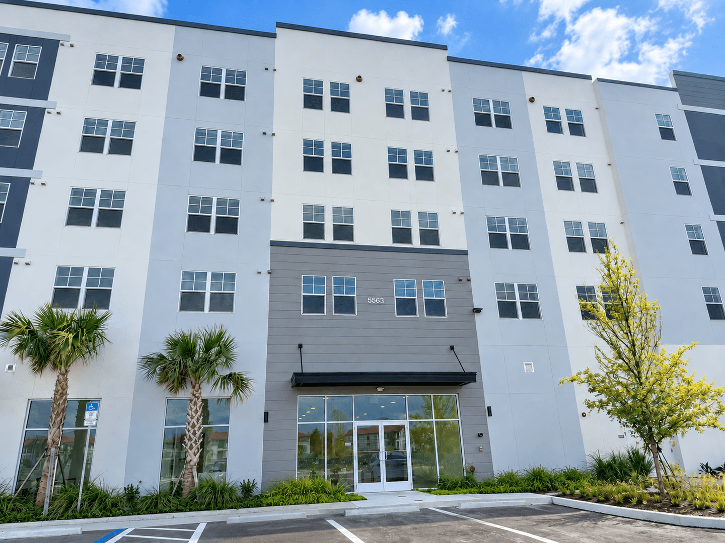 5563 Millenia Park Blvd unit 504 2 of 39