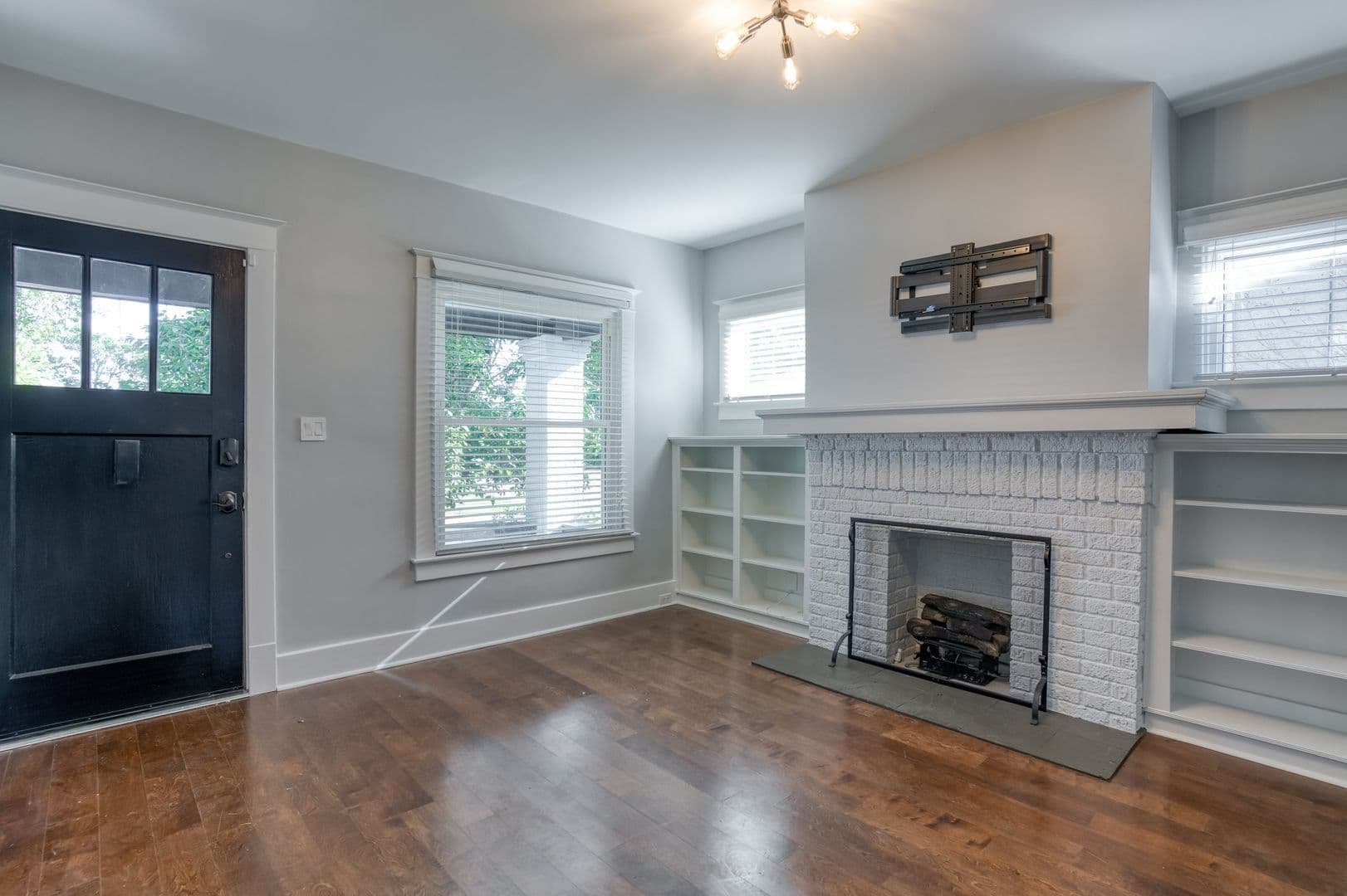 Wrocklage Ave 6 of 43
