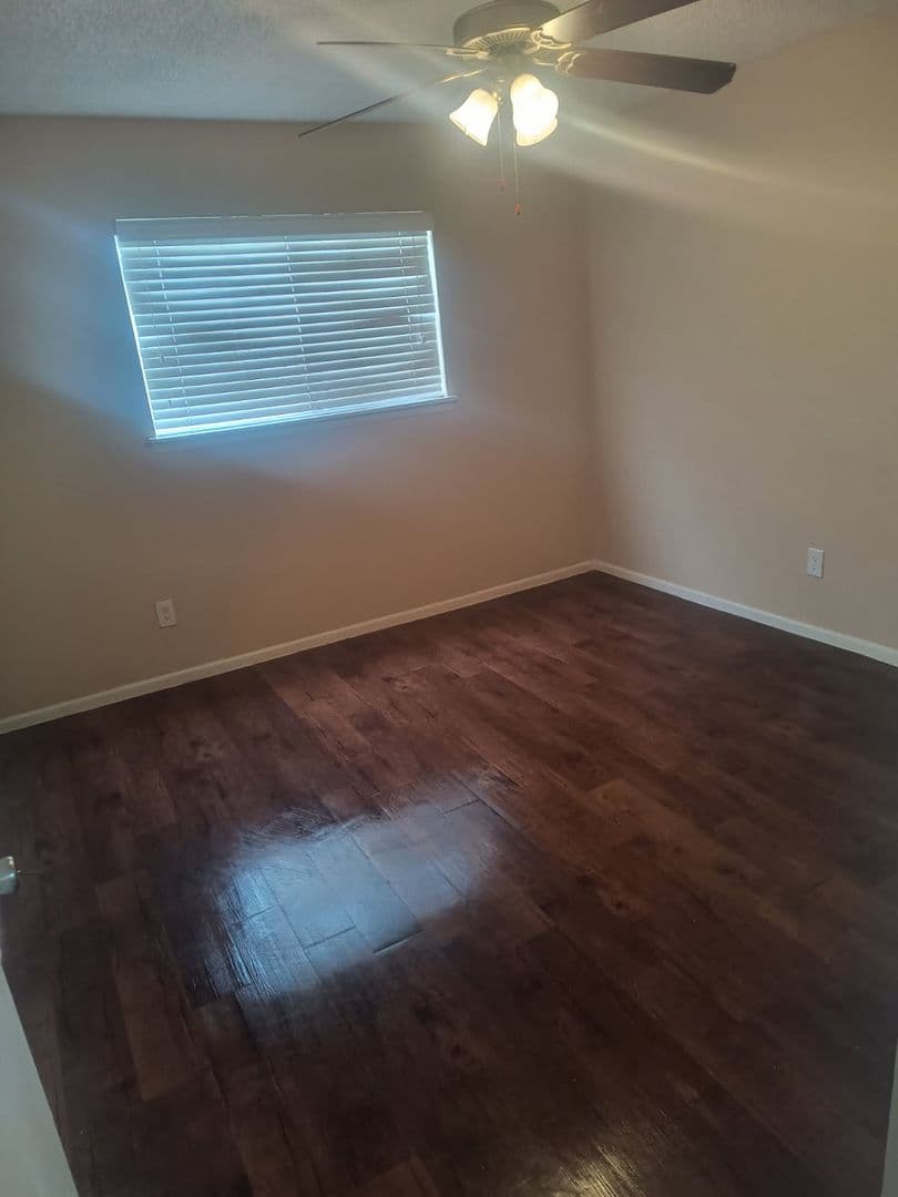 Robinson Manor Apartments 3 of 4