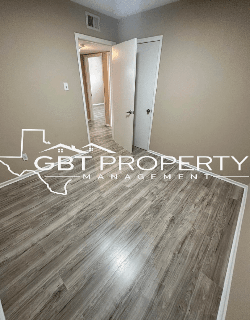 Robinson Manor Apartments 23 of 25