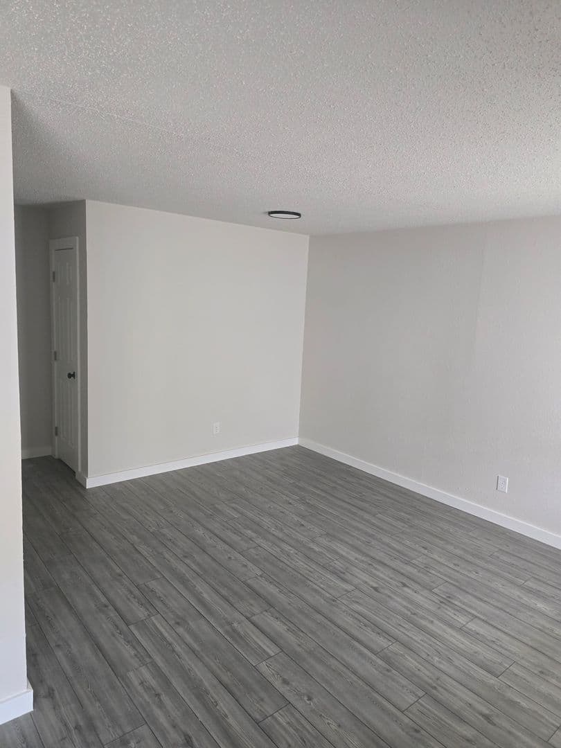 2 Bed, 1 Bath for Rent! 6 of 6