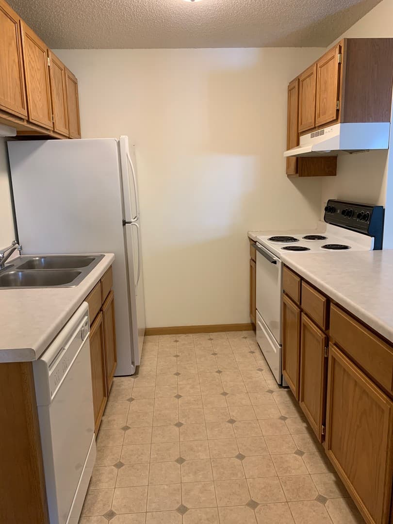 East Bank Apartments LLC 2 of 9