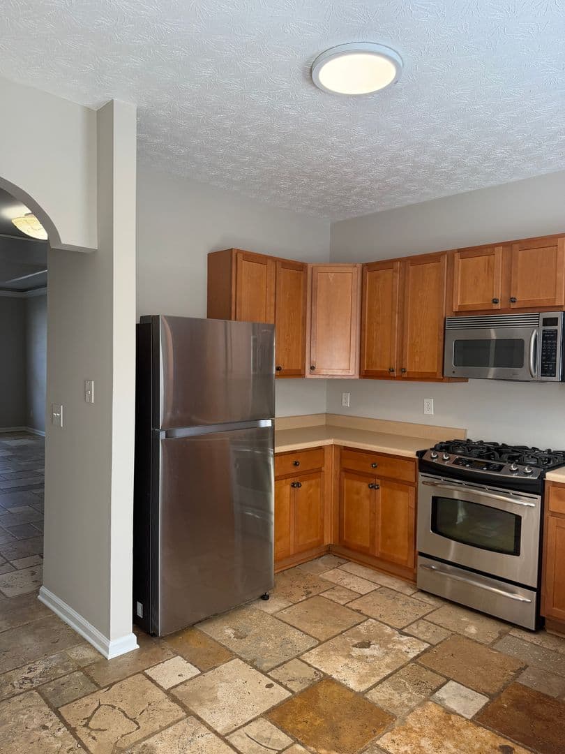 6262 Shoreview 7 of 8
