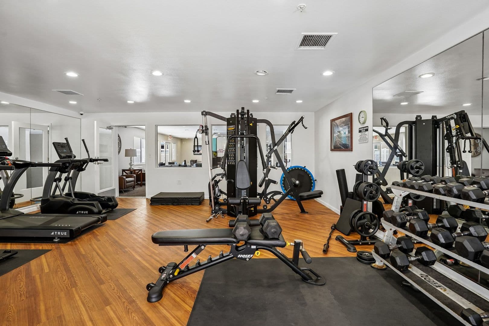 211 Crystal Cove Apts LLC 12 of 14