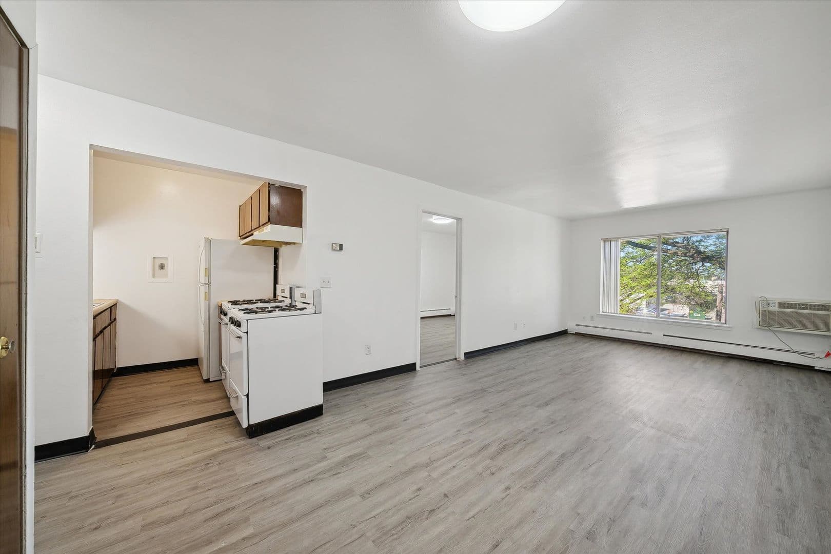 Parkside Apartments 13 of 16