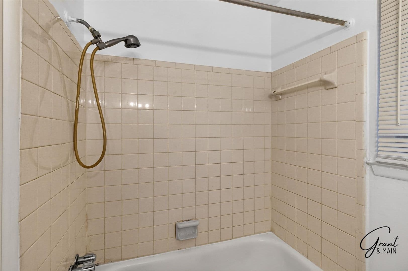 22330 W Warren - 22330 W Warren Ave LLC 15 of 16