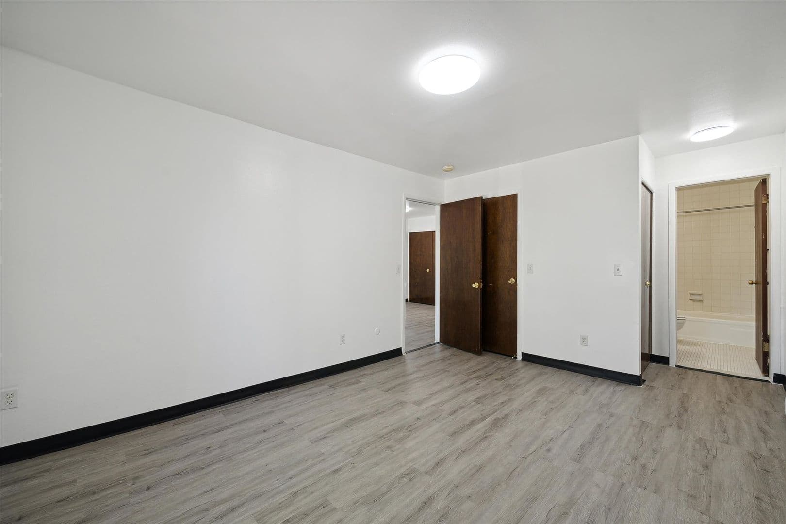 Parkside Apartments 5 of 16