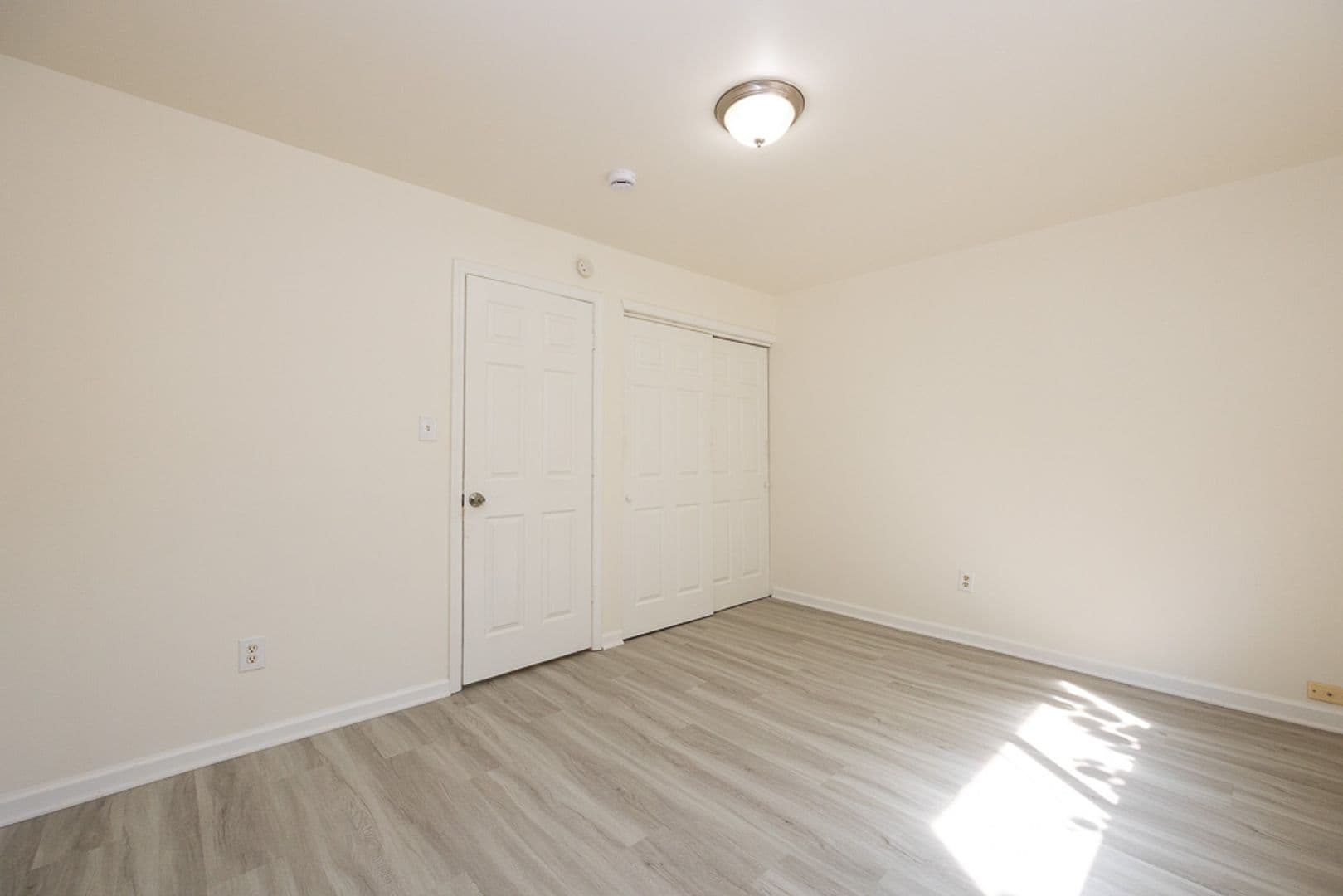 22330 W Warren - 22330 W Warren Ave LLC 17 of 18