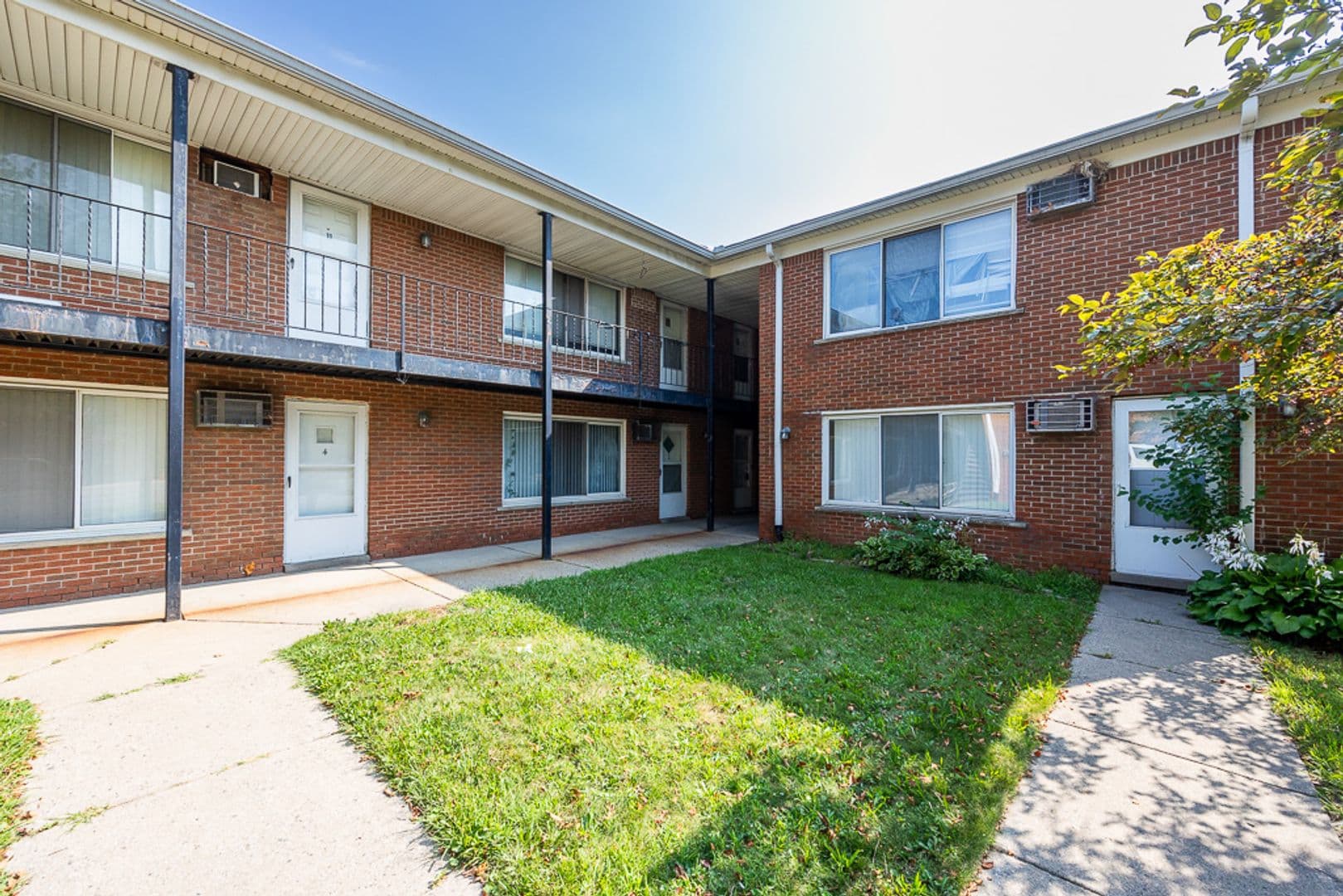 22330 W Warren - 22330 W Warren Ave LLC 1 of 18