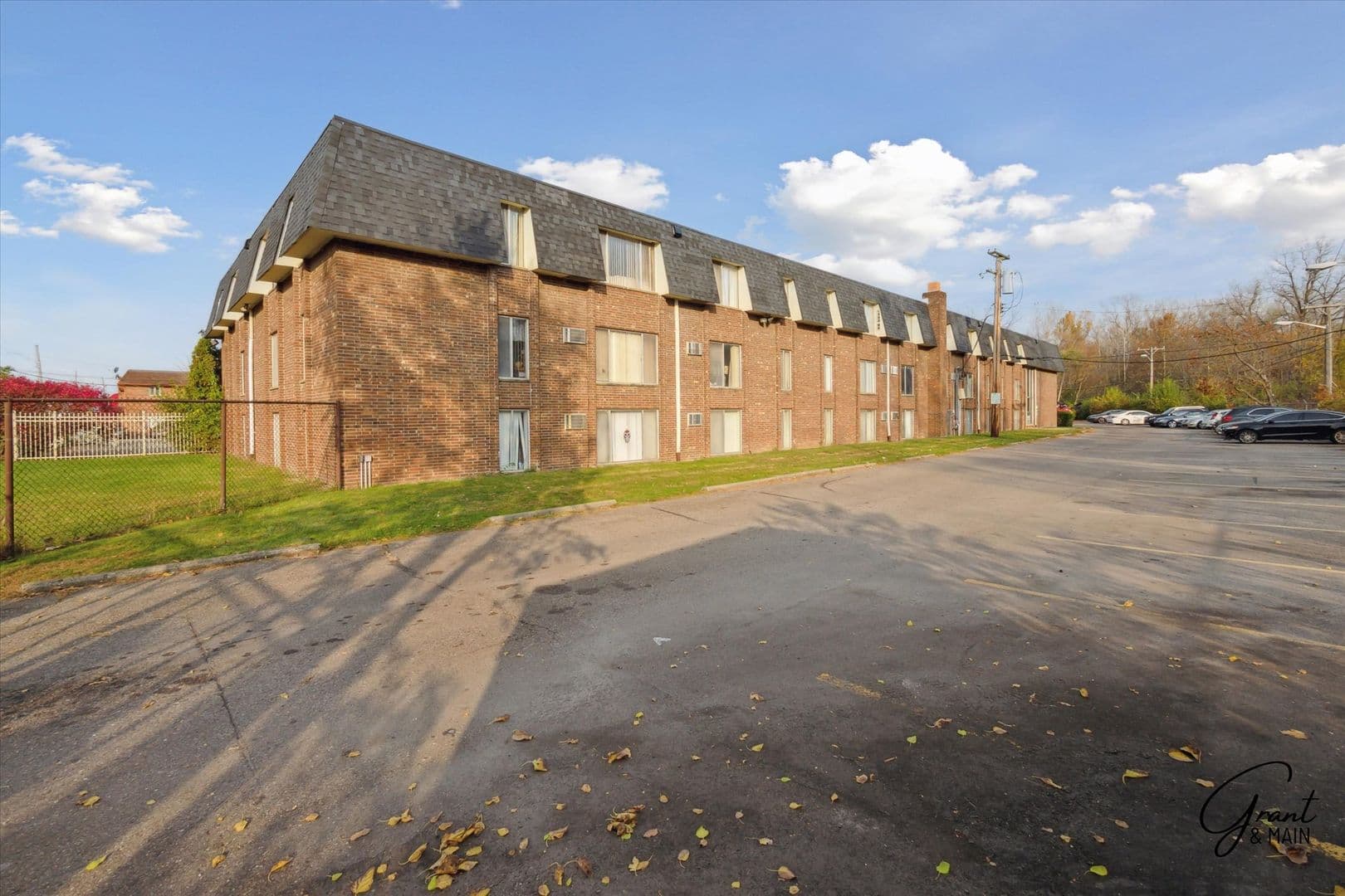 Parkside Apartments 1 of 24