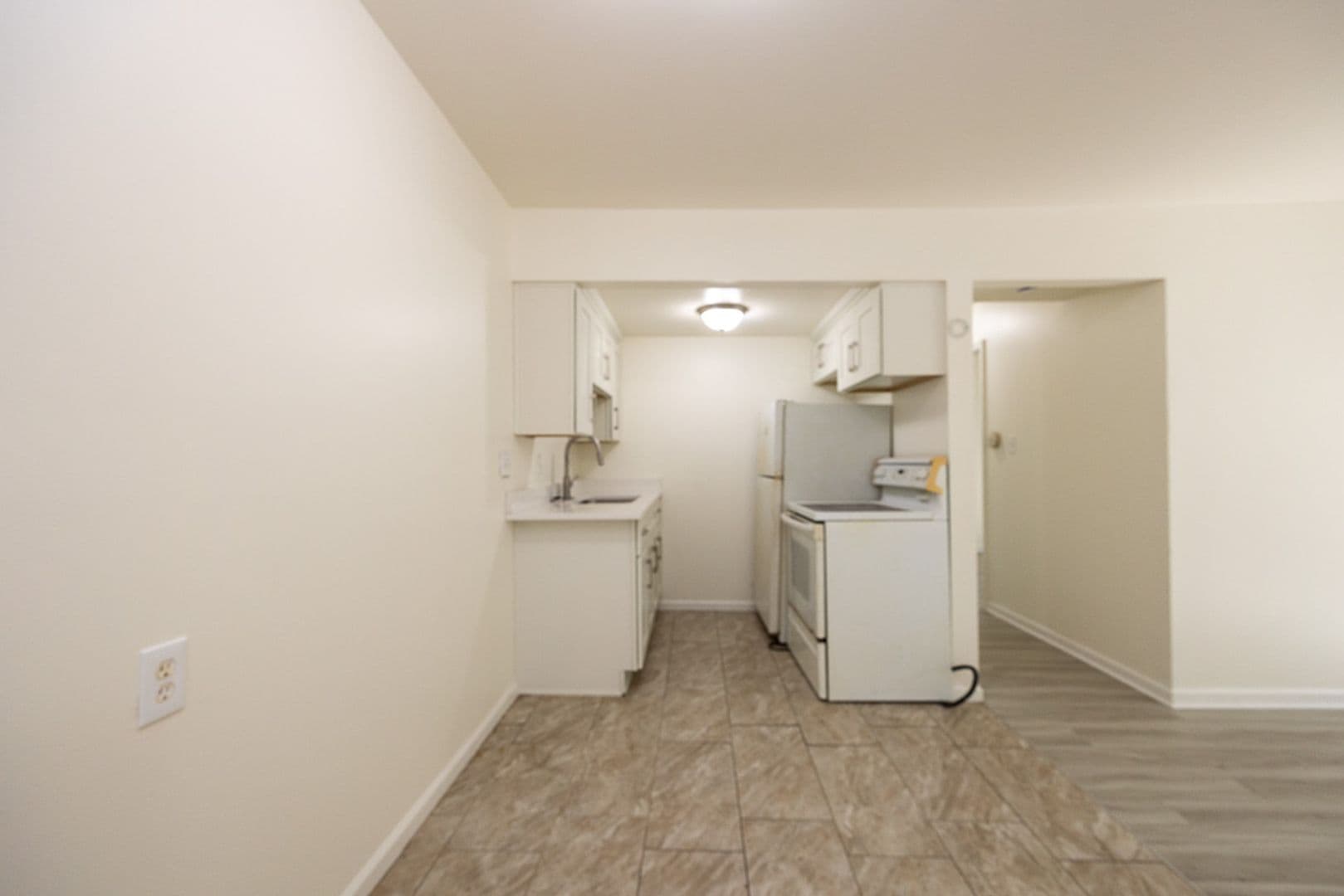 22330 W Warren - 22330 W Warren Ave LLC 8 of 18