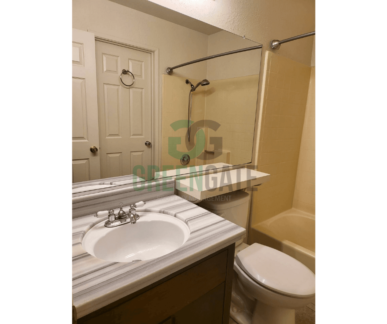 2428 Woodvale Dr. 24 of 52