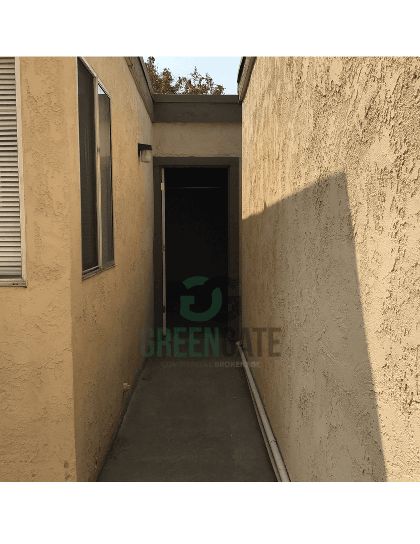 941 Claremont Ct 19 of 27