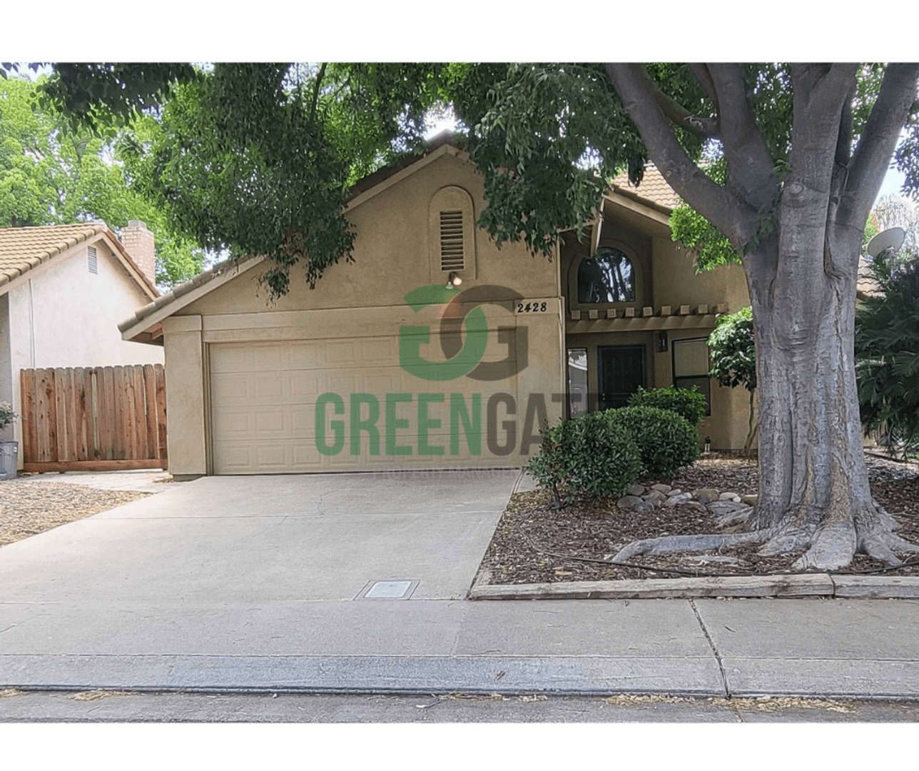 2428 Woodvale Dr. 2 of 52
