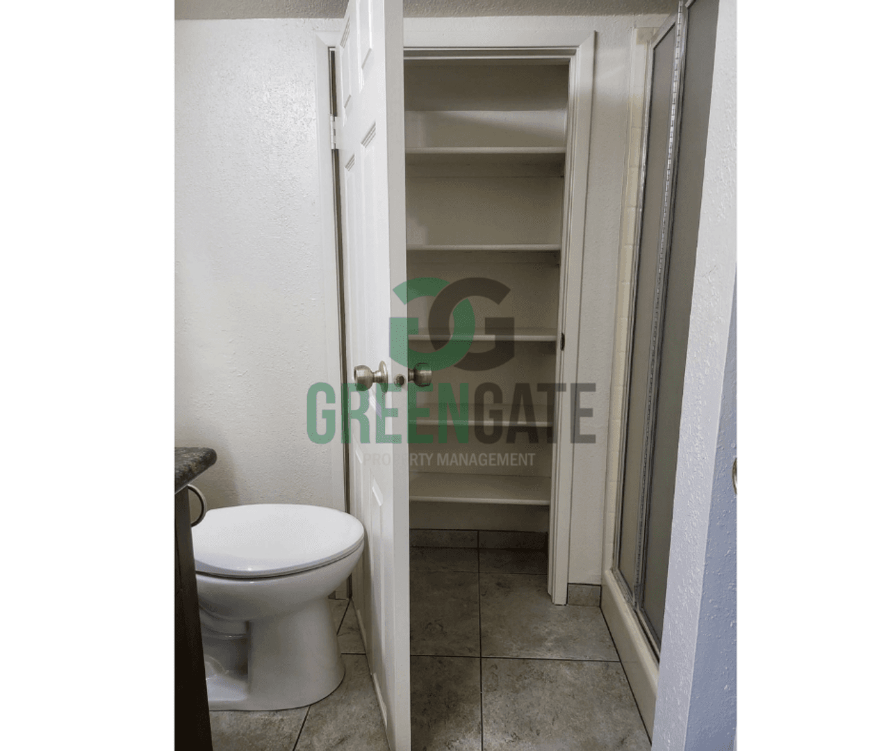 2428 Woodvale Dr. 47 of 52