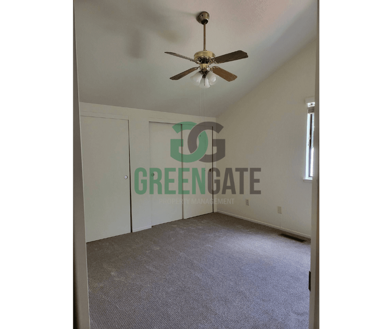 2428 Woodvale Dr. 43 of 52