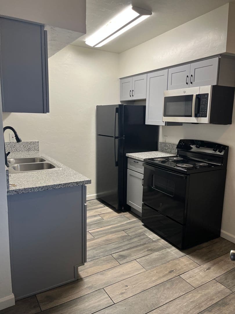 Fairview Village Apartments 2 of 10