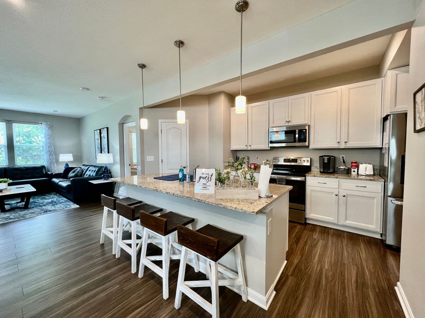 952 Southline Drive 2 of 29