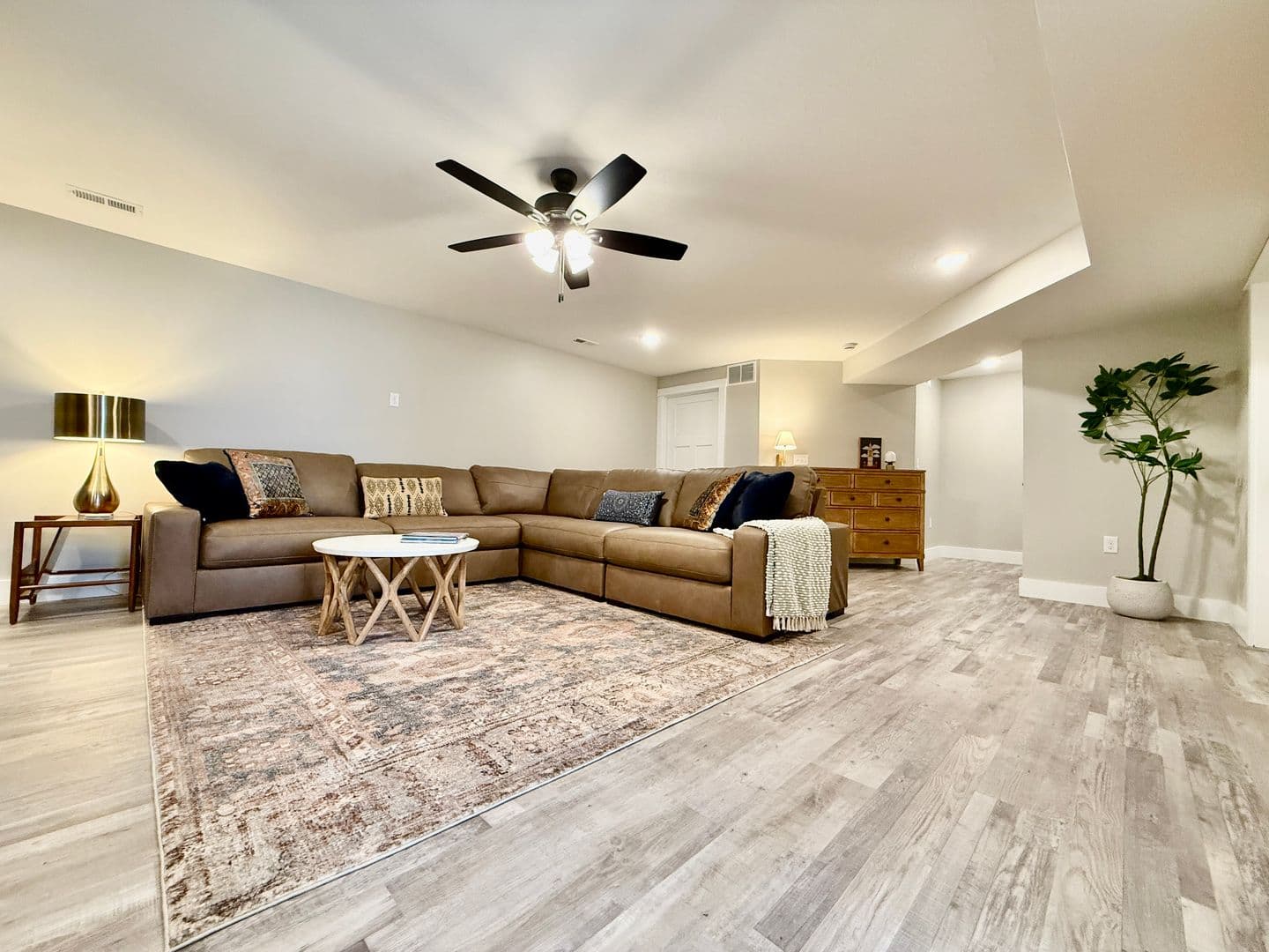 7853 Second Street - 1654477435200217691 20 of 39