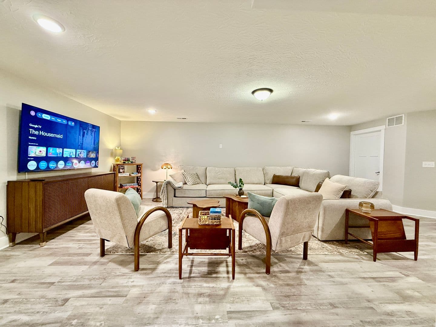 7845 Second Street - 1640045539007157173 15 of 47
