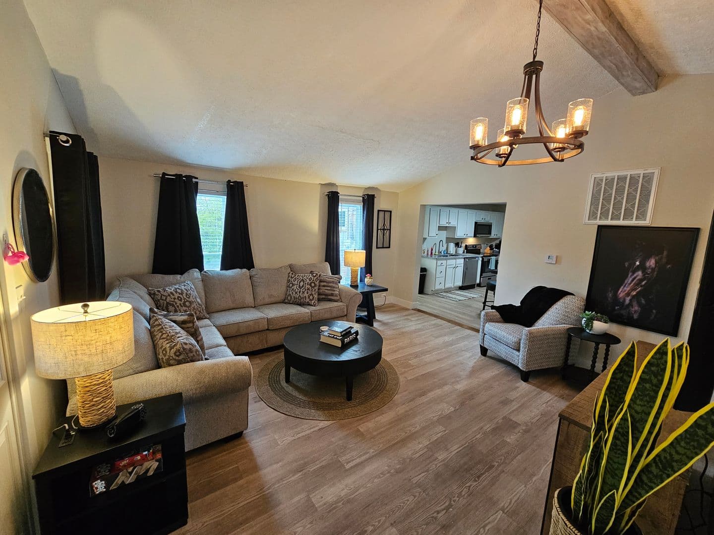 5941 Princeton Glendale - 1397219276390714724 2 of 27