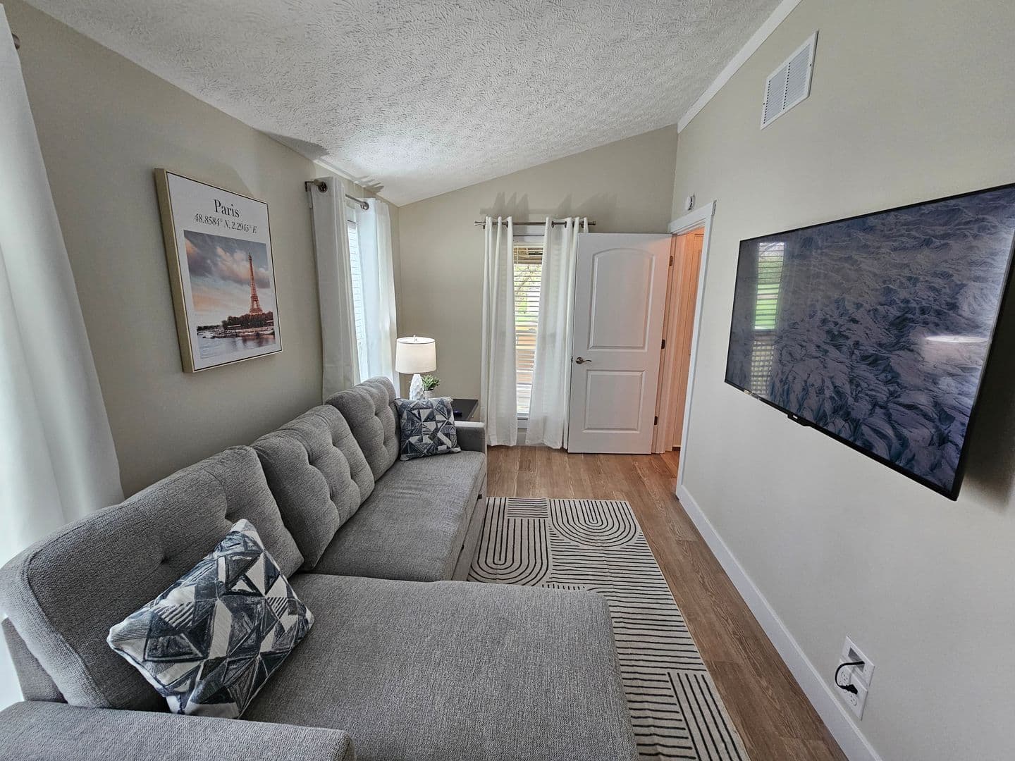5941 Princeton Glendale - 1397219276390714724 13 of 27