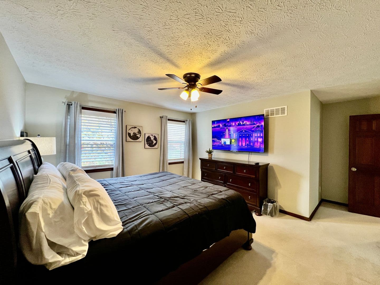 7033 willowood drive - 1304396930382735137 7 of 56