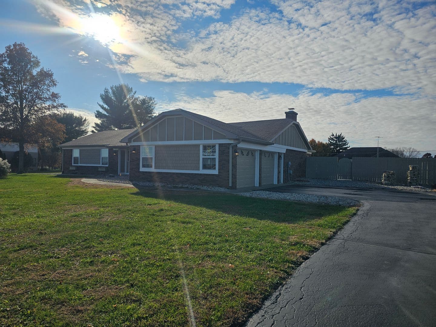 795 Country Club Drive 1 of 8