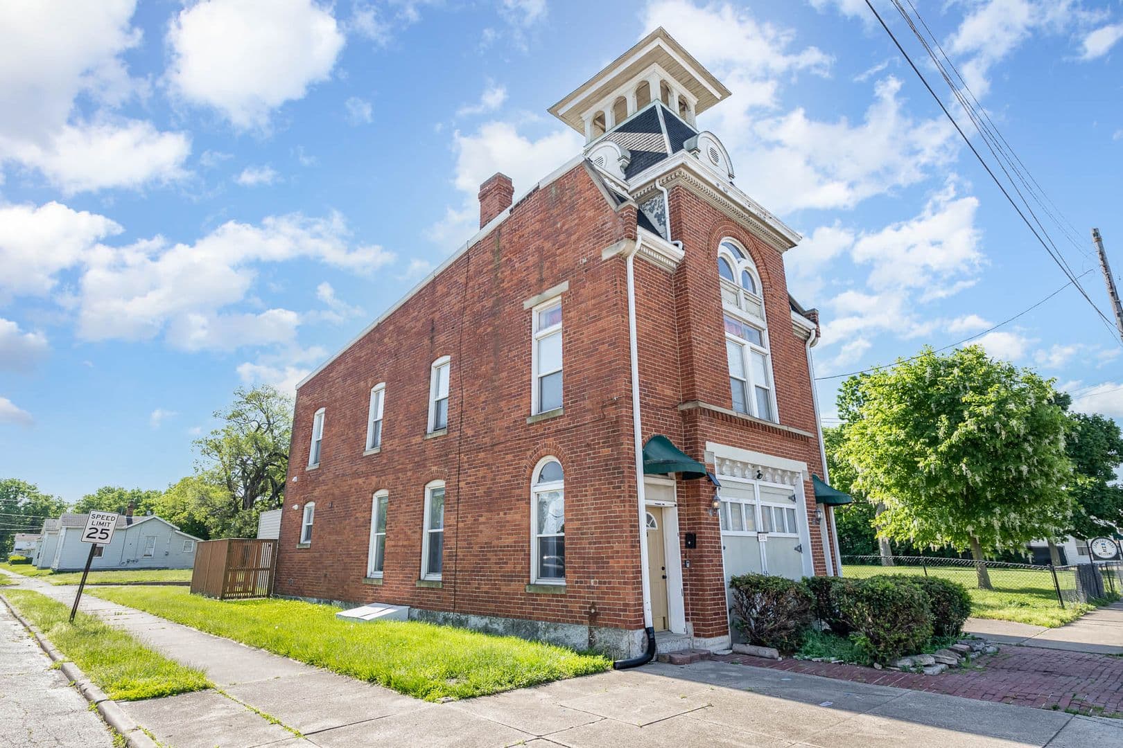 Funky Firehouse Renovated into Modern 2 BDR/1 Bath 1 of 24