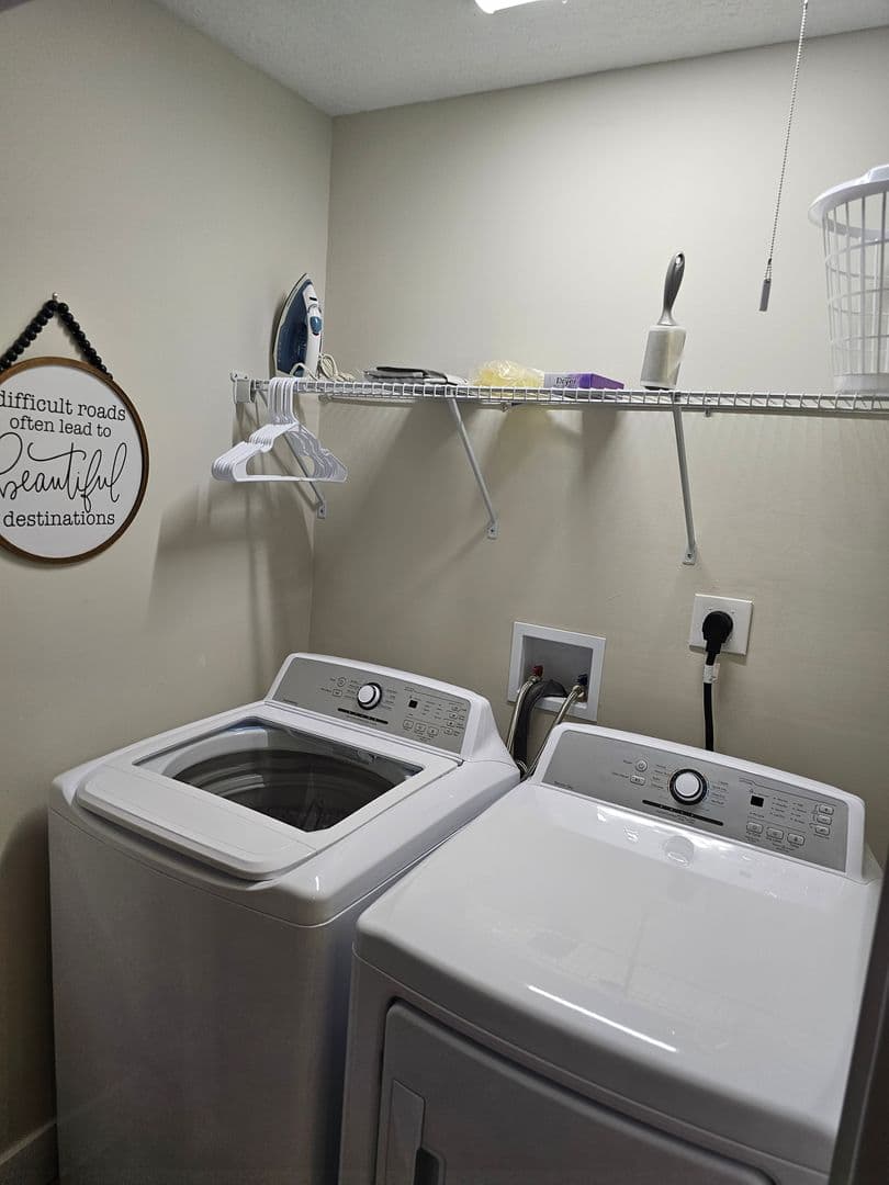5941 Princeton Glendale - 1397219276390714724 21 of 27