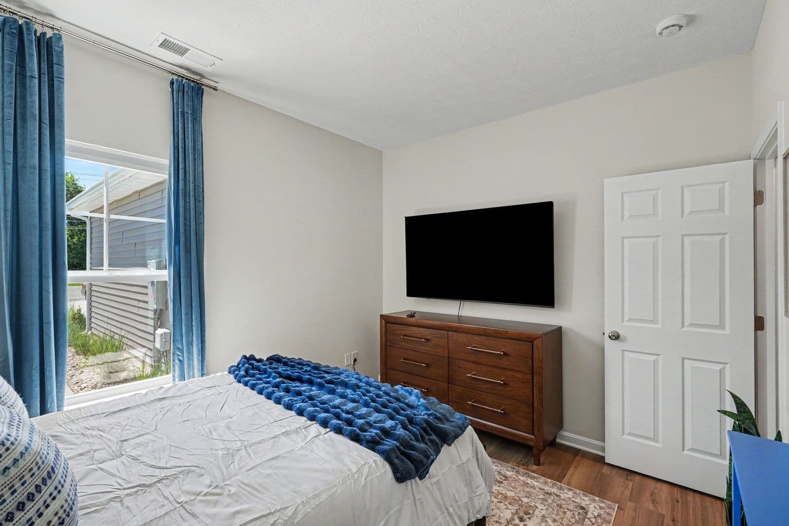 2496 Houston Road 17 of 27