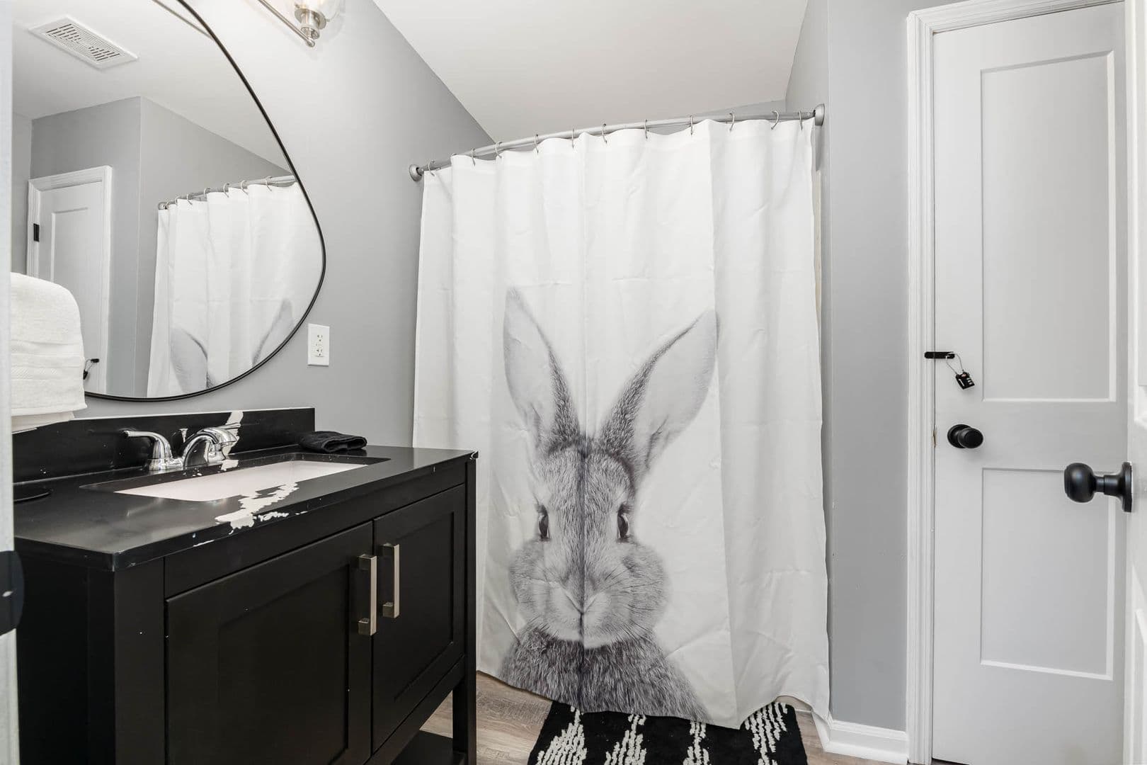 Funky Firehouse Renovated into Modern 2 BDR/1 Bath 16 of 24