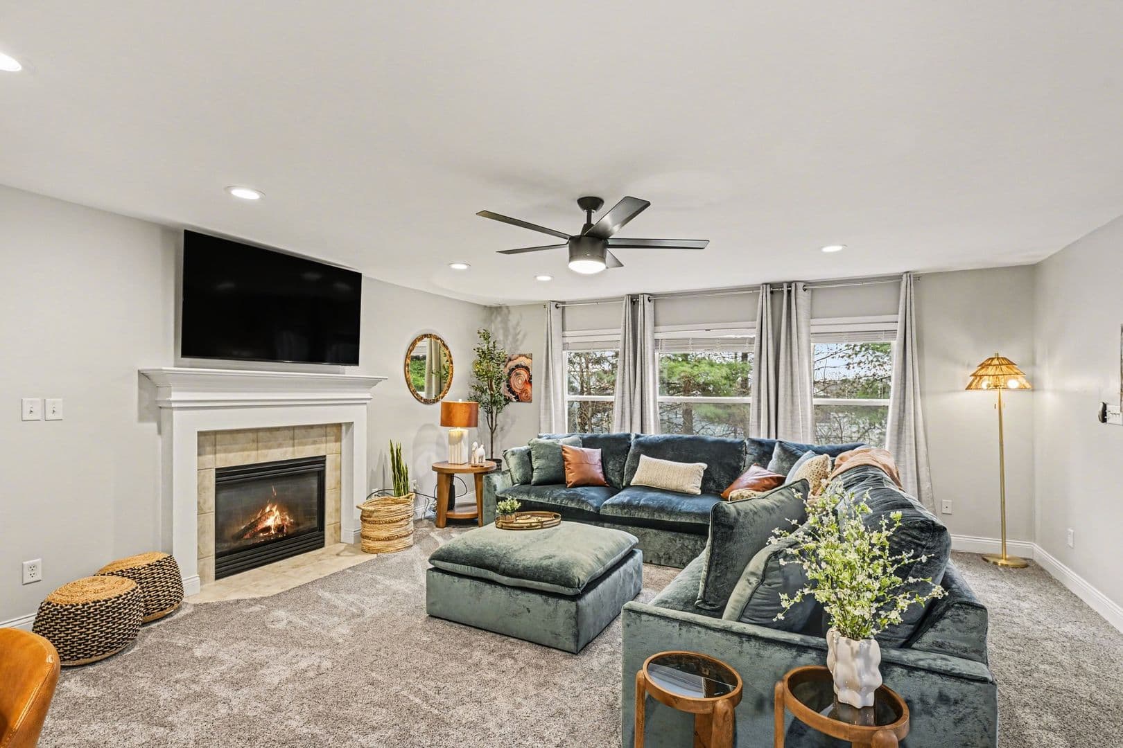2580 Hingham Ct - 1632836760011210919 2 of 37