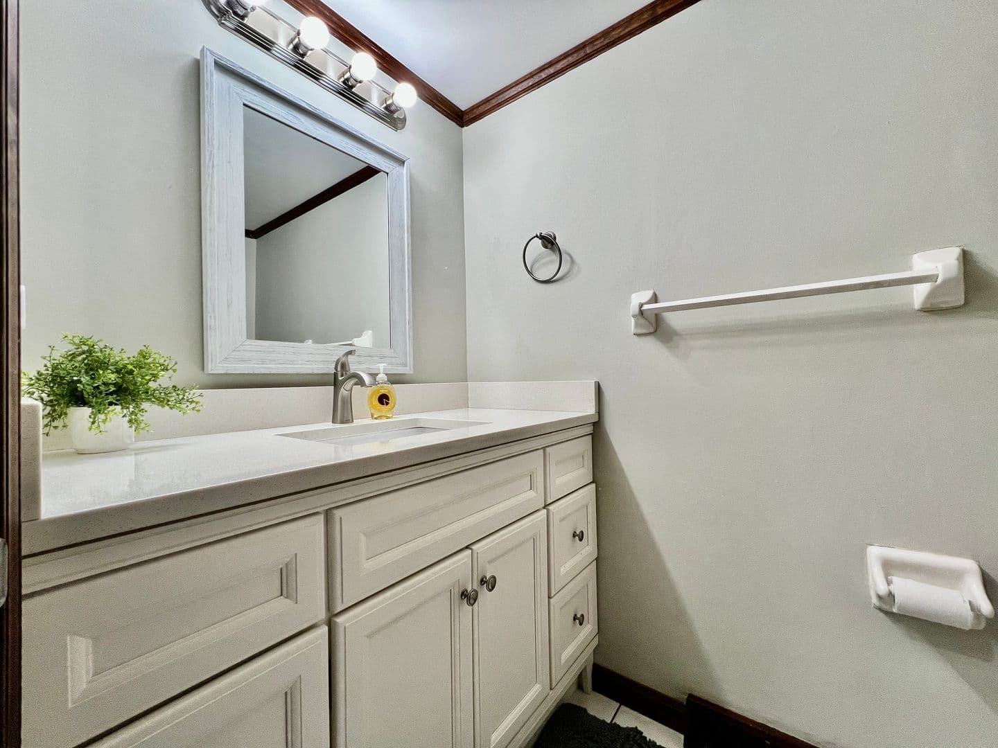 7033 willowood drive - 1304396930382735137 25 of 56