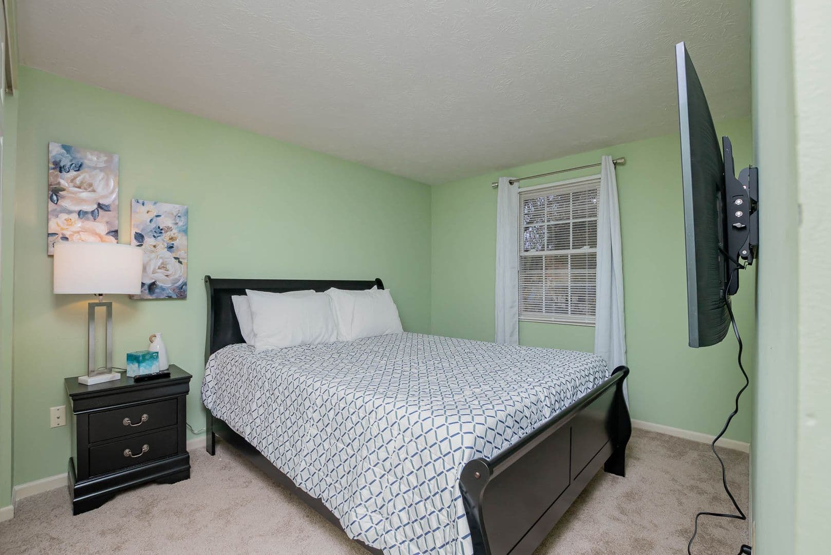 1387 Firethorne Drive 750590730376952019 1 of 8