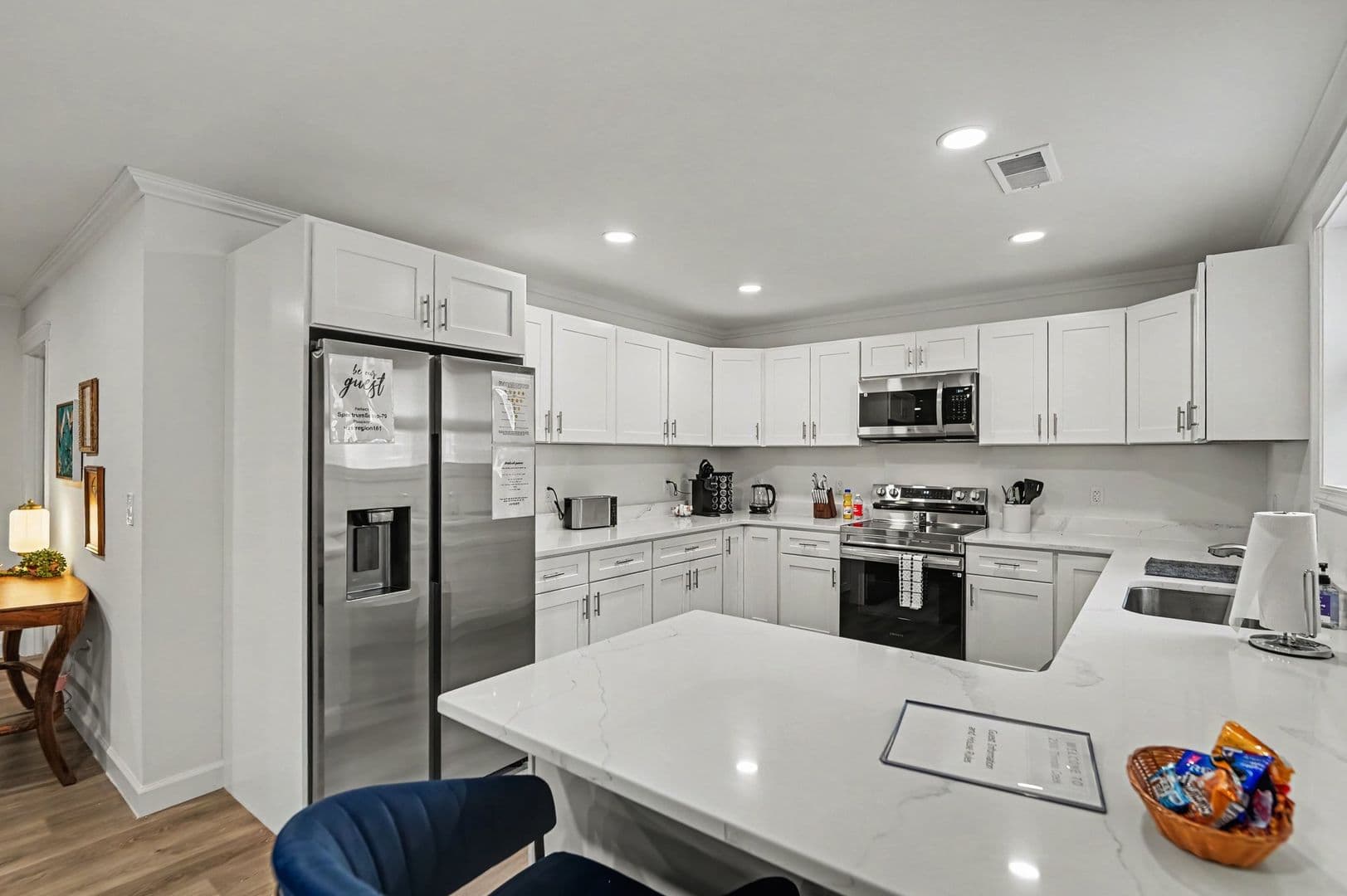 2100 Thimble Creek Drive 3 of 26
