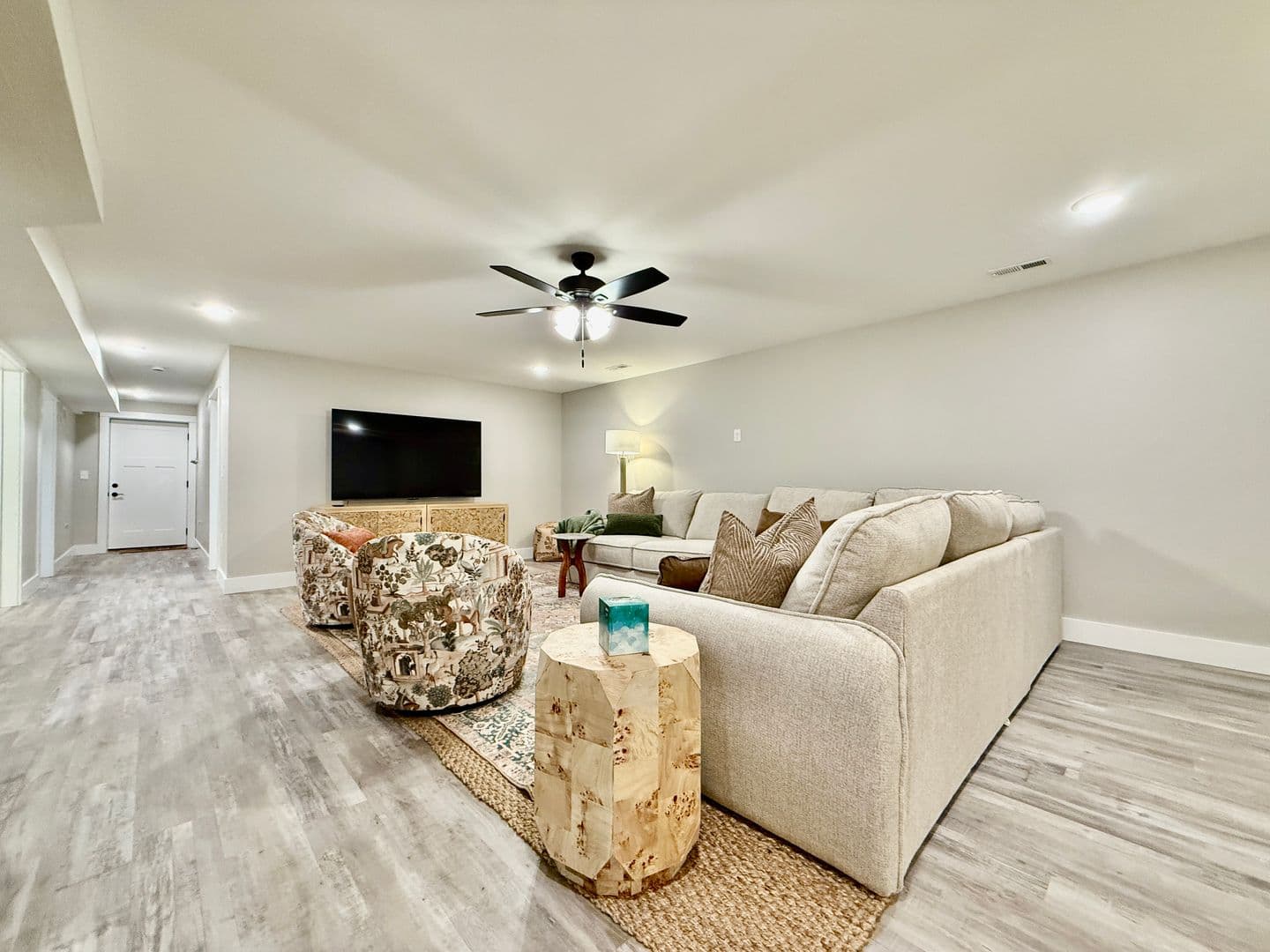 7855 Second Street - 1624716018790067133 16 of 40