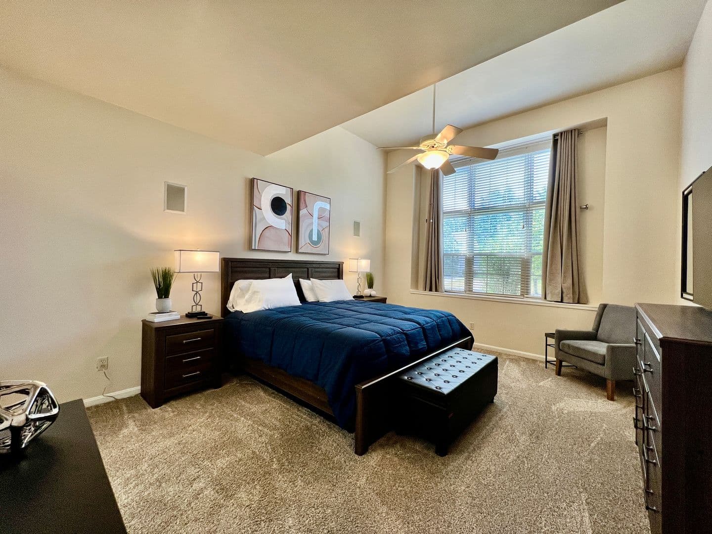 6608 Rosemont - 1219580980650565792 52 of 69