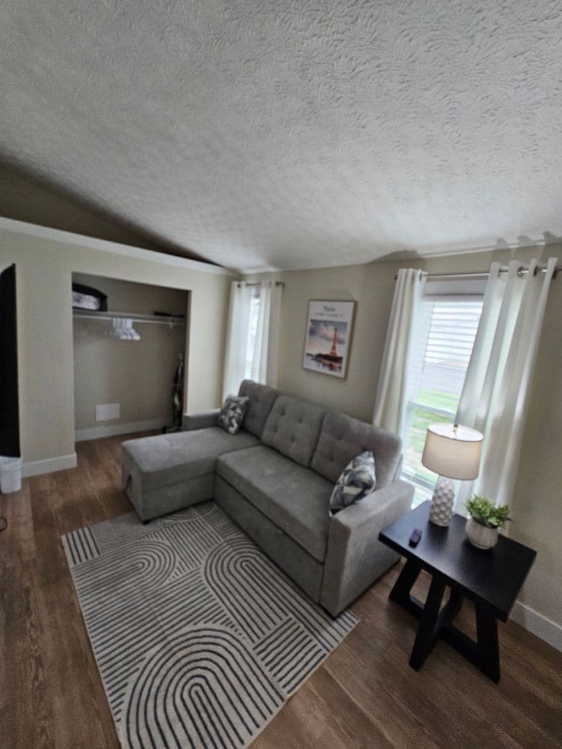 5941 Princeton Glendale - 1397219276390714724 12 of 27