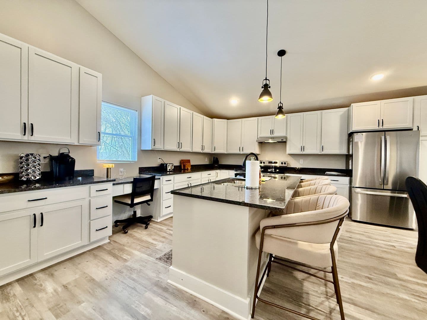 7845 Second Street - 1640045539007157173 9 of 47