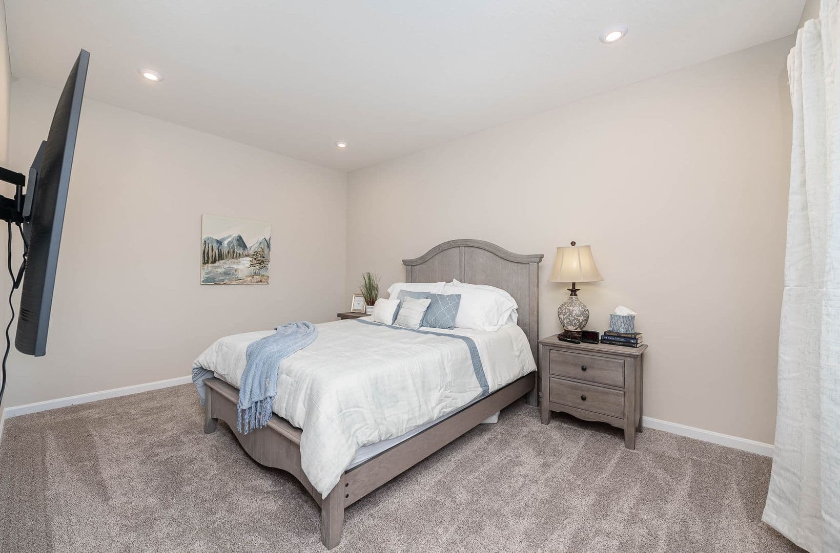 1344 Soaring Way - 726782970699147537 or 676036414648071637 18 of 37