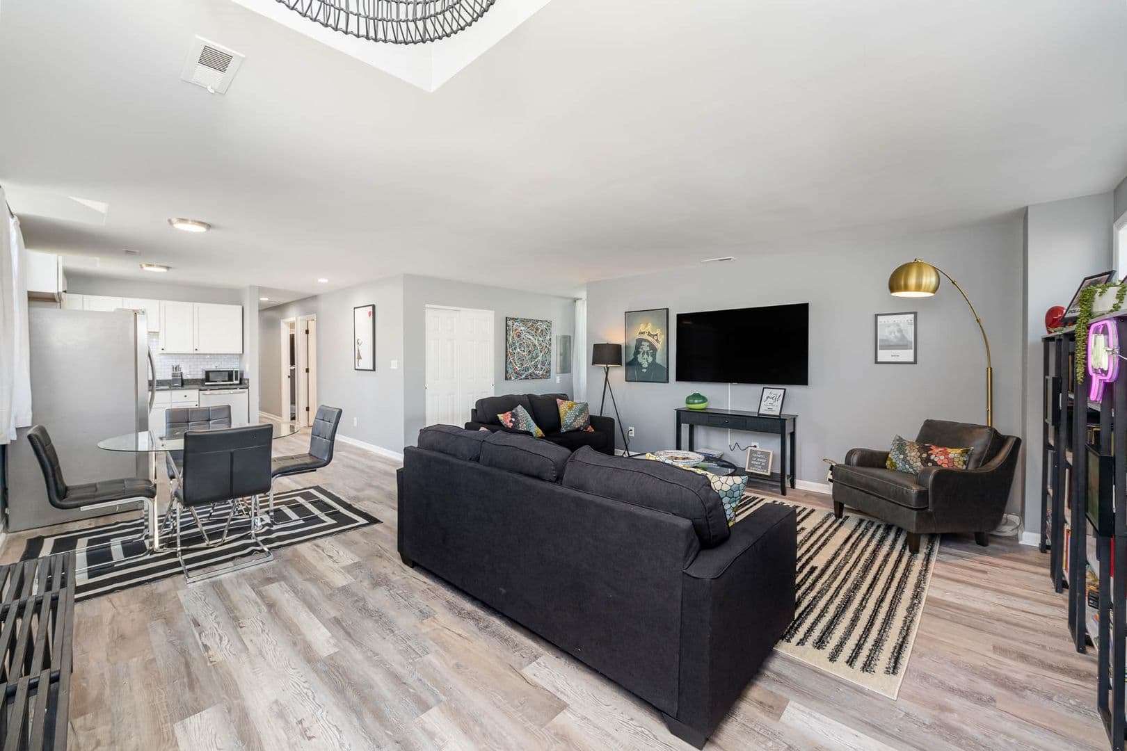 Funky Firehouse Renovated into Modern 2 BDR/1 Bath 6 of 24