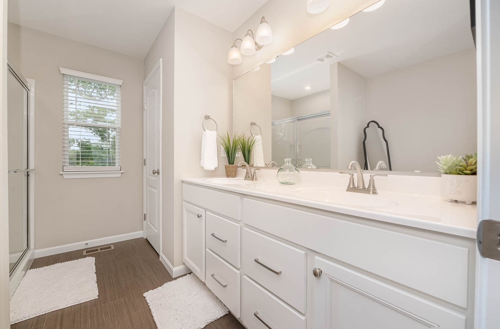 1344 Soaring Way - 726782970699147537 or 676036414648071637 17 of 37