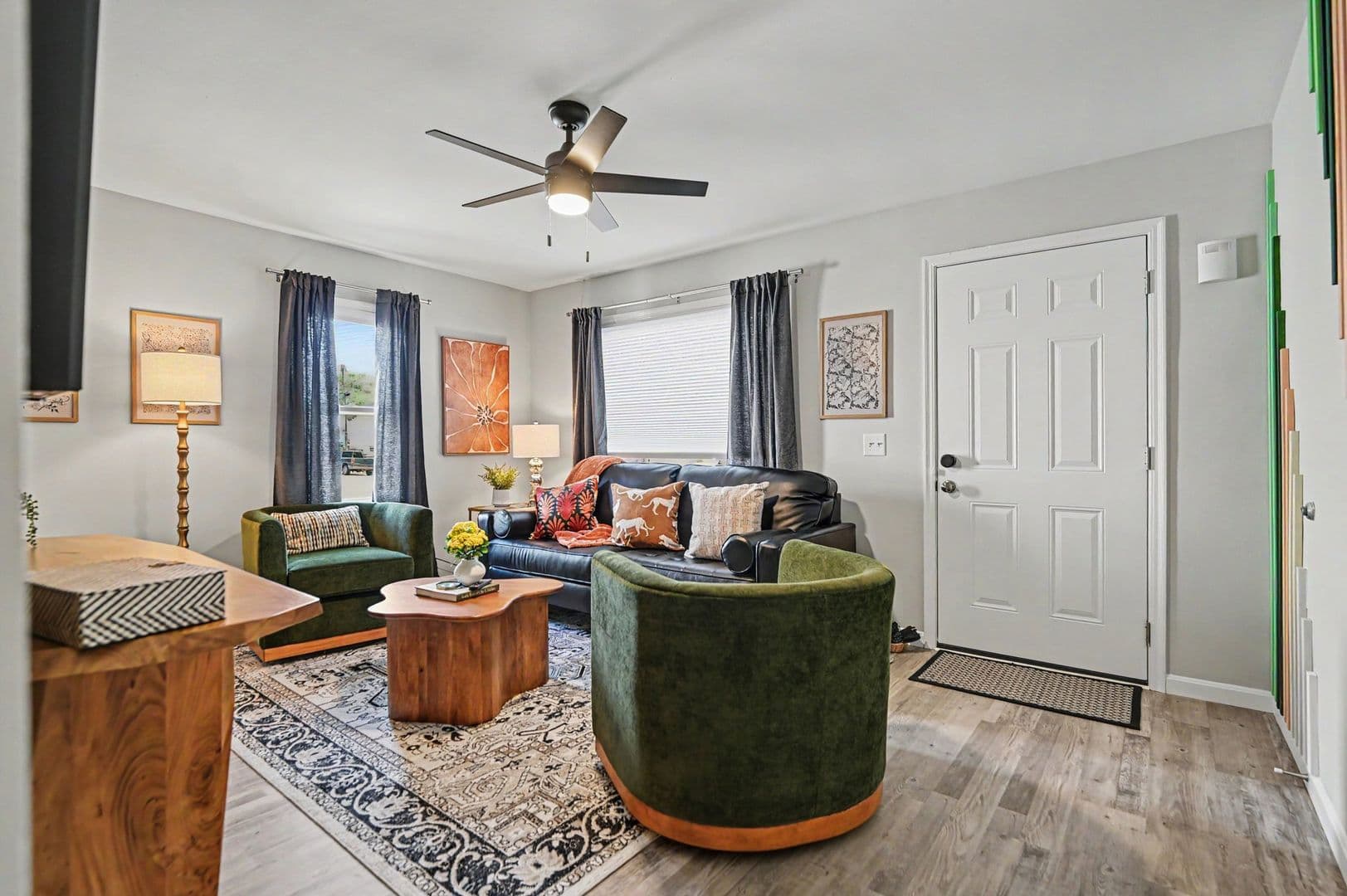102 E Home Ave - 4473169 2 of 25